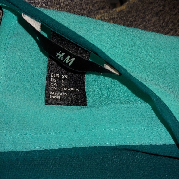 ⏬CLEARANCE ITEM: Two tone Oversized Sheer Blouse Mint GreenTop - Picture 6 of 7